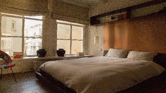 Canal View Apartment near Anne Frank House